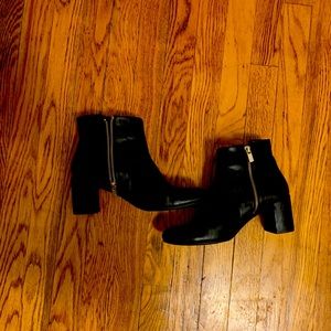 ISO Taryn Rose Ankle Boots - Black